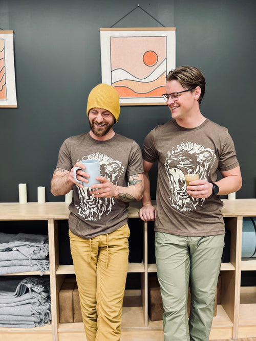 Delion lion's head tee